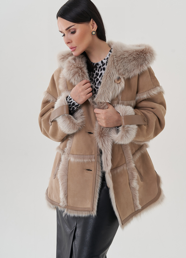 Женская дубленка с капюшоном модель № 25633 универмаг малина