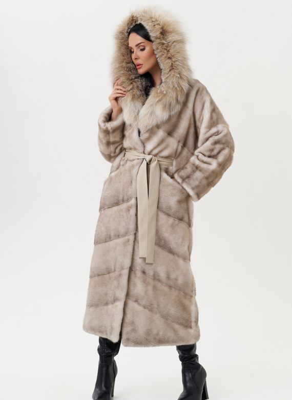 Женская норковая шуба с капюшоном из рыси