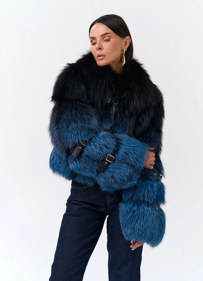 фото Шуба из меха чернобурой лисы с декоративными ремешками модель № 33765
