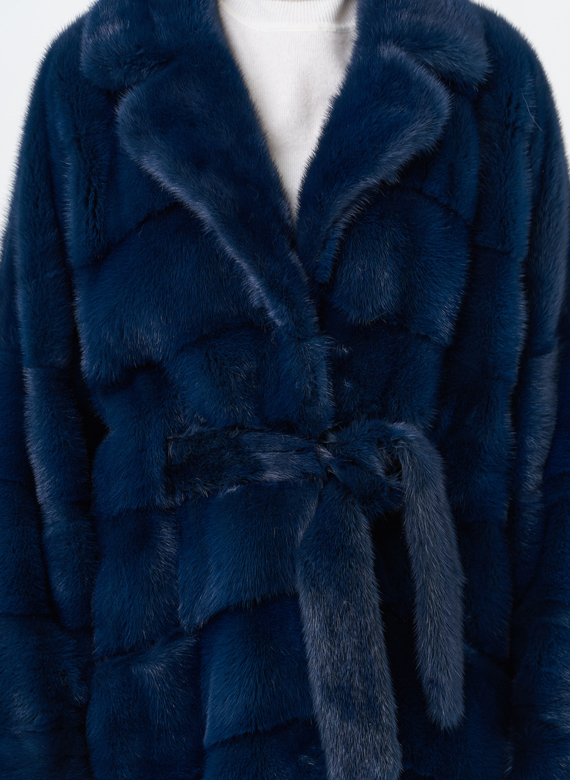 Длинная шуба с английским воротником