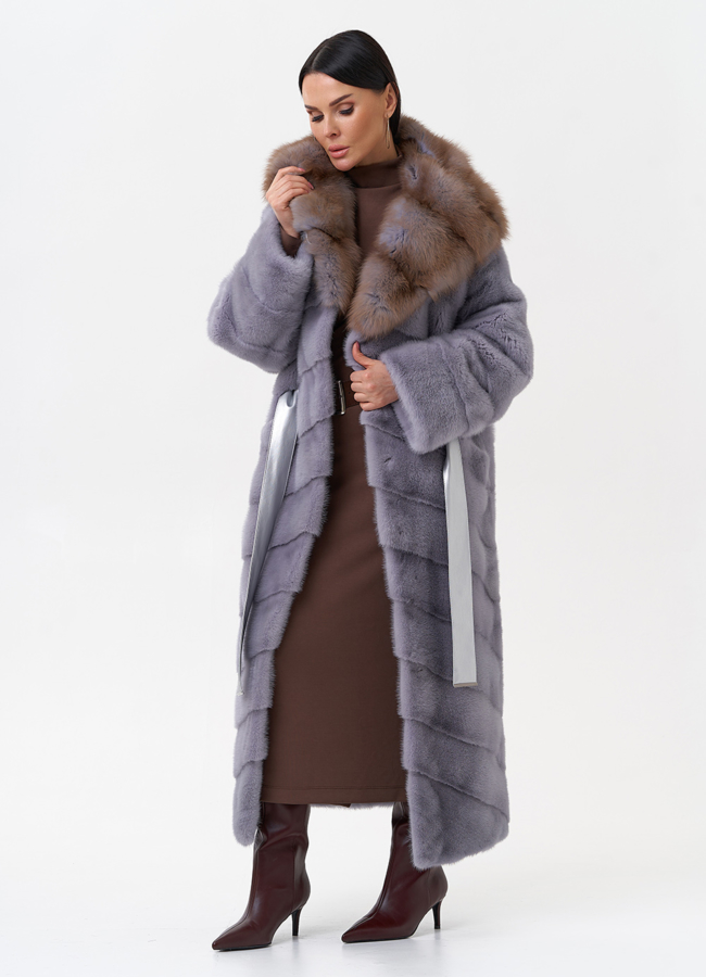 Норковая шуба с капюшоном из меха куницы модель № 27567 универмаг малина