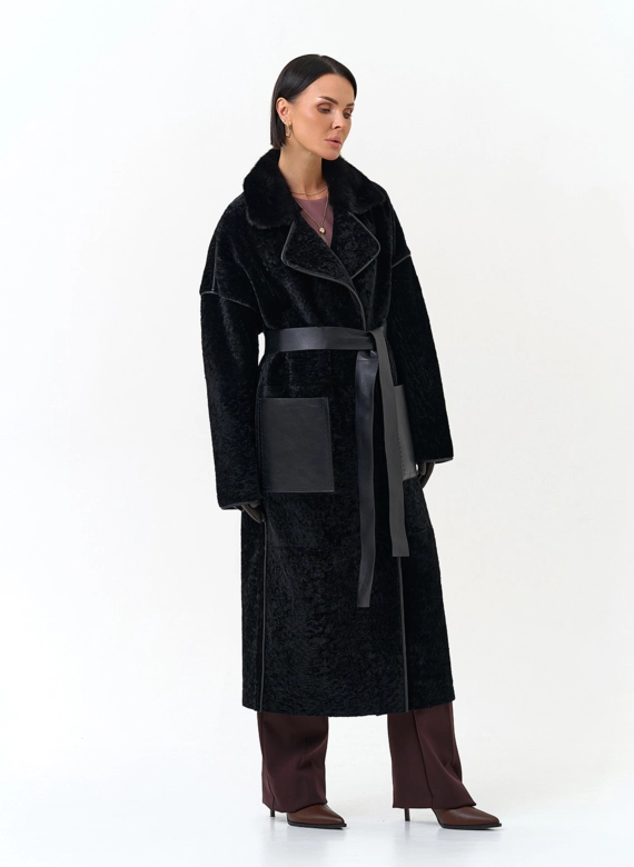 Женская двухсторонняя дубленка с английским воротником фото